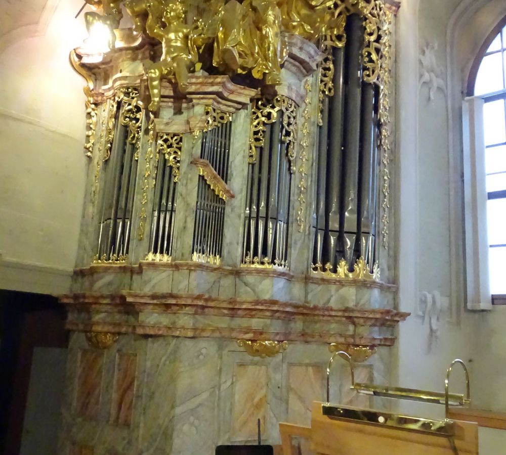 Geras-orgelbau-vonbank02